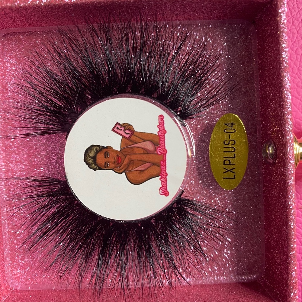 Lash extensions - Picture 3 of 10